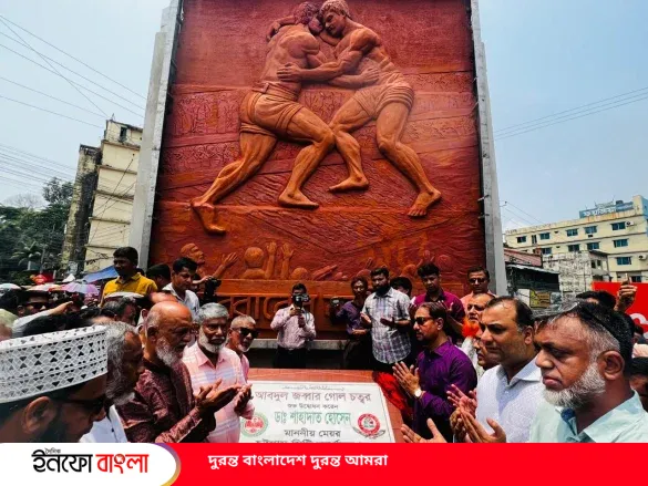 লালদিঘীতে ইতিহাসের ছোঁয়া, জব্বারের নামে 