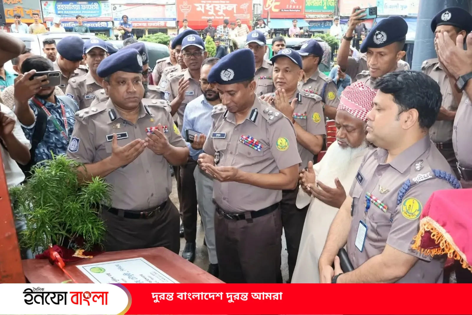 সিলেটের বন্দর বাজারে নবনির্মিত ট্রাফিক পুলিশ বক্স উদ্বোধন